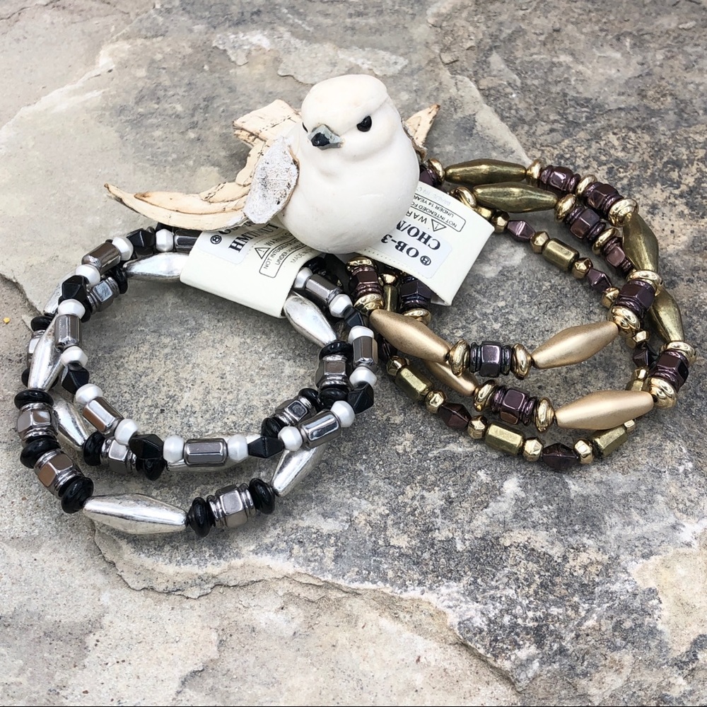 🍀 3 Strand Metal Bead Stretch Bracelet